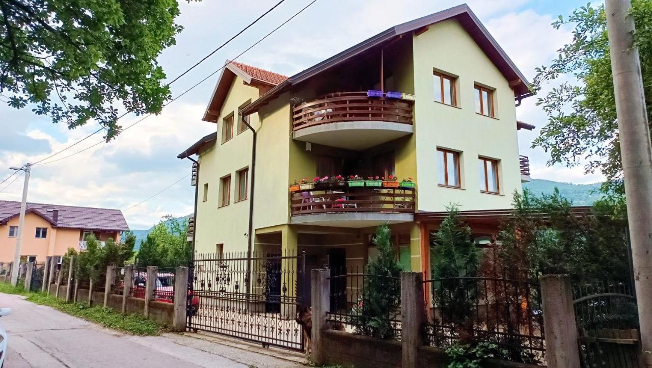 Green Hills Apartment